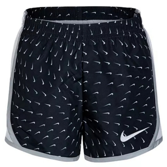 🆕️ Nike tee - Picture 4 of 4